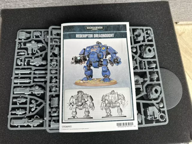 Warhammer 40k: Primaris Redemptor Dreadnought