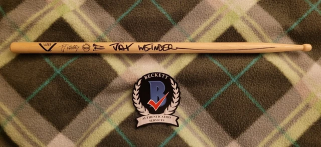 Jay Weinberg of Slipknot signed signature Drumstick Beckett BAS COA #BJ040627 Jay Weinberg of Slipknot signed signature Drumstick Beckett BAS COA #BJ040627