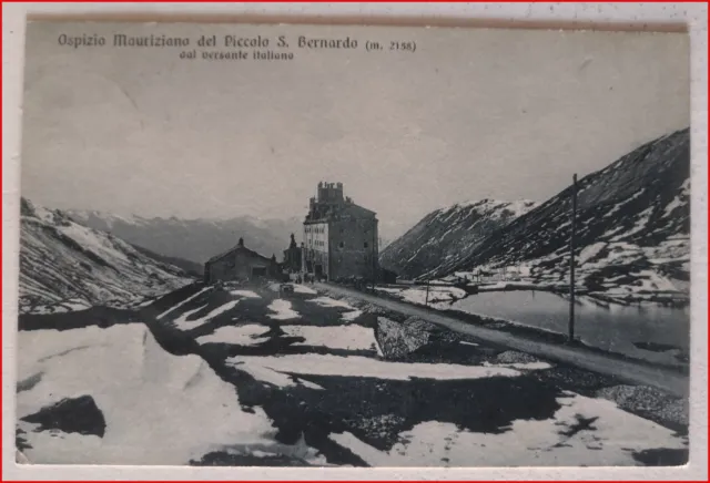 Cartolina antica Ospizio Mauriziano del Piccolo San Bernardo Aosta animata