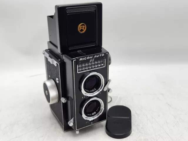 Vintage Ricoh Auto 66 Twin Lens Reflex 6x6 120 TLR Camera w/ Riken 8cm F3.5 READ