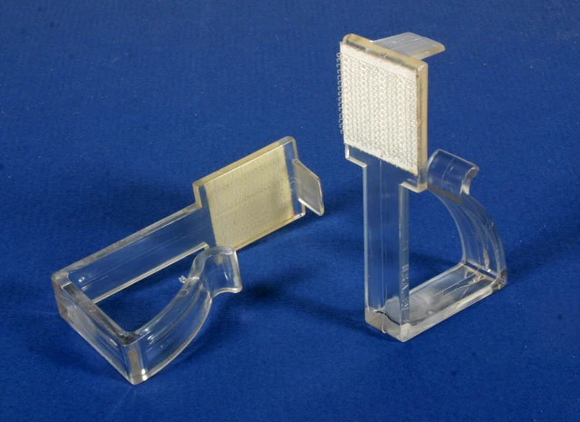 Snap Drape Clips - Hook & Loop Fasteners for up to 2 3/4" thick tables - 75 pcs
