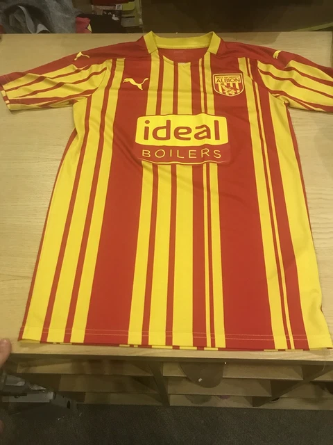 West Bromwich Albion Puma Third shirt 2020/21 Size Small  West Brom Football