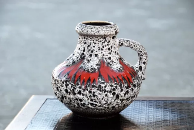 FAT LAVA Vase Scheurich Dekor Lora 70er rot weiss Keramik West German Pottery
