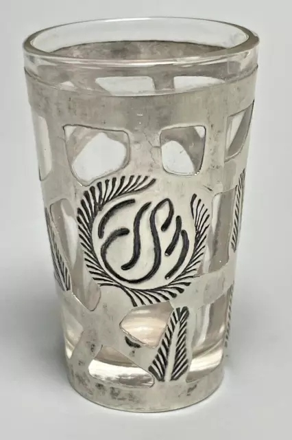 Verre à Liqueur et Porte-Verre en ARGENT 925 ajouré à décor feuillagé