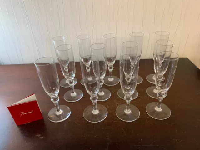17 flûtes à champagne modèle Normandie en cristal de Baccarat (prix à la pièce)