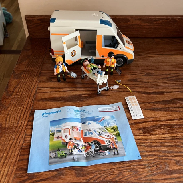Playmobil top ambulance 70049