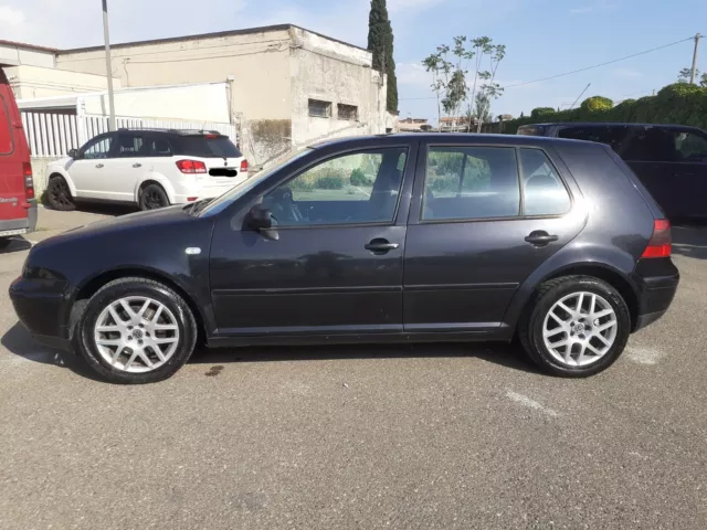 Volkswagen Golf 1.9 turbo Diesel Highline 130 cv del 2002 Volkswagen Golf 1.9 turbo Diesel Highline 130 cv del 2002