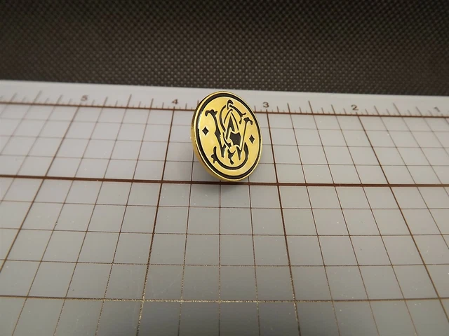 Smith And Wesson Firearms Logo Quality Made Lapel Hat Pin Enamel Brand New