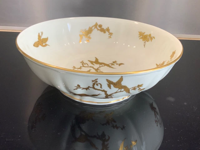 Beau Saladier Ou  Legumier En Porcelaine  Limoges Bernardaud Reine Elisabeth Ii