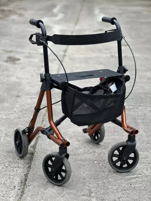 Rollator Dietz Taima M 63cm Leichtgewicht faltbar  Gehhilfe 150kg Aluminium.