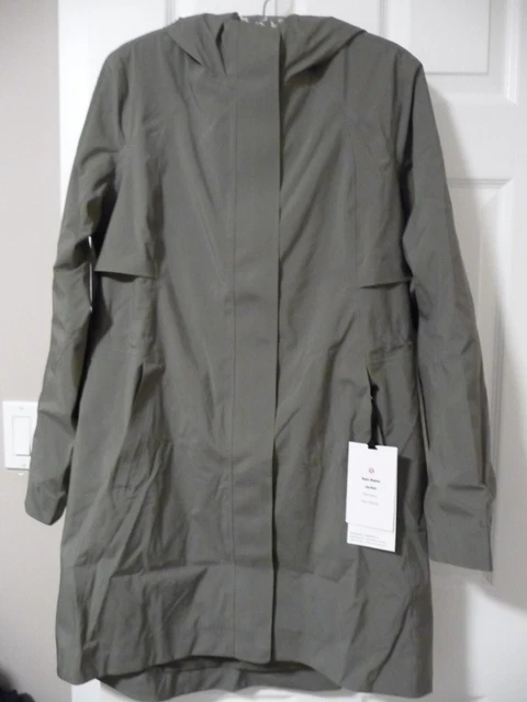 Lululemon Rain Rebel Jacket size 10 - Medium Olive NWT's