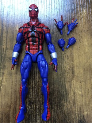 ben reilly spiderman figure