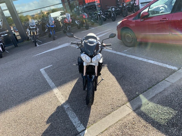 Triumph Speed Triple 1050 ABS 3