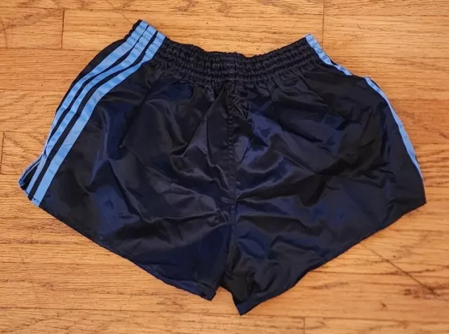 Adidas Vintage Running Shorts Mens Small S D5 Nylon Shiny Sports Gym Sprinter