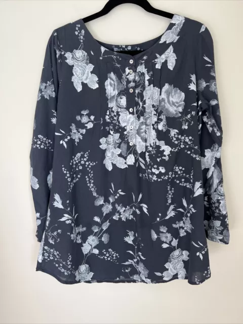 Soft Surroundings Women's Size Small S Blue Floral  Pintuck Tunic Top Spring