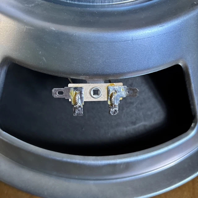 HH INVADER 12” guitar speaker 8ohm.