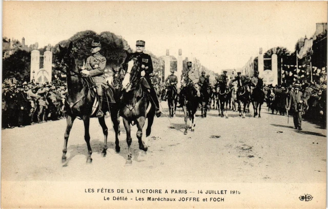 CPA AK Militaire - Victory Feasts - Le Parile - Joffre et Foch (695557)