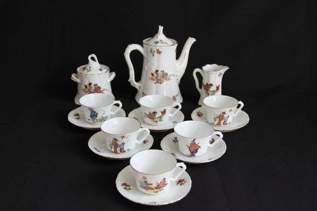 Partie de dinette en porcelaine blanche,... - Lot 920 - Enchères