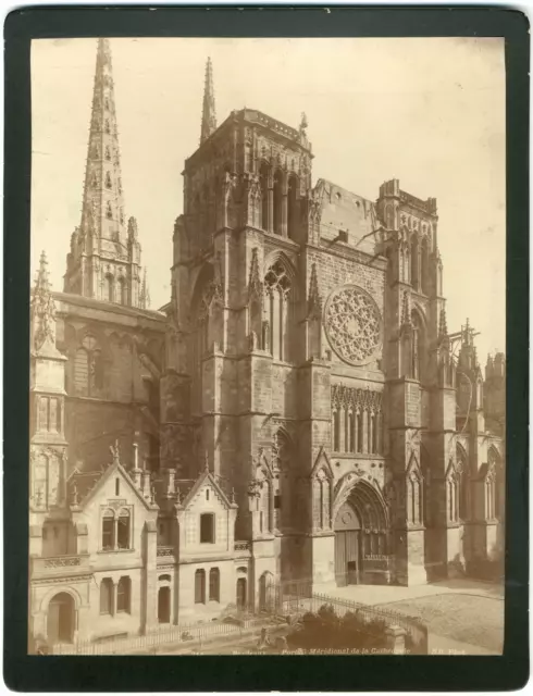 France, Bordeaux, portail méridional de la cathédrale Saint-André vintage albume