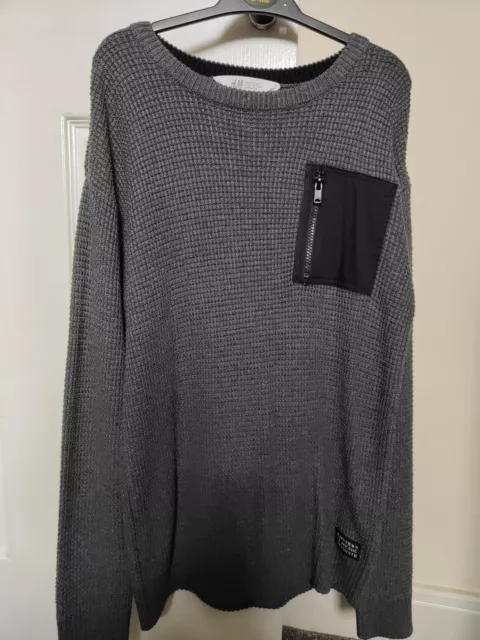 Lovely H&M boys grey long sleeved slogan top sweater jumper age 14+