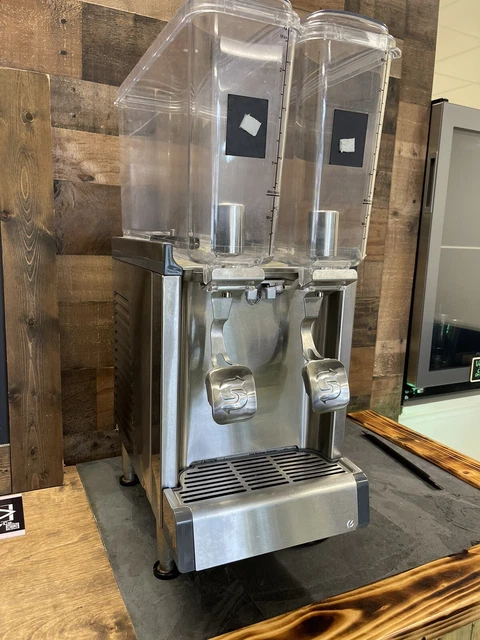 Crathco Beverage Dispenser With Circulator