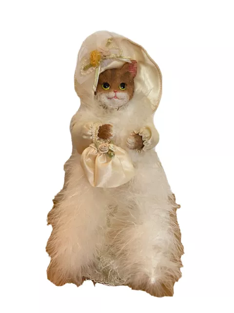 Victorian Anabel AVON CAT Kitten Figure Cream Satin Lace Dress w/ Feathers 10"