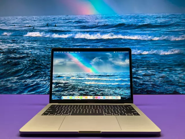 MAXED Apple MacBook Pro 13 Touch Quad Core 4.5GHz i7 Turbo 16GB RAM 500GB SSD