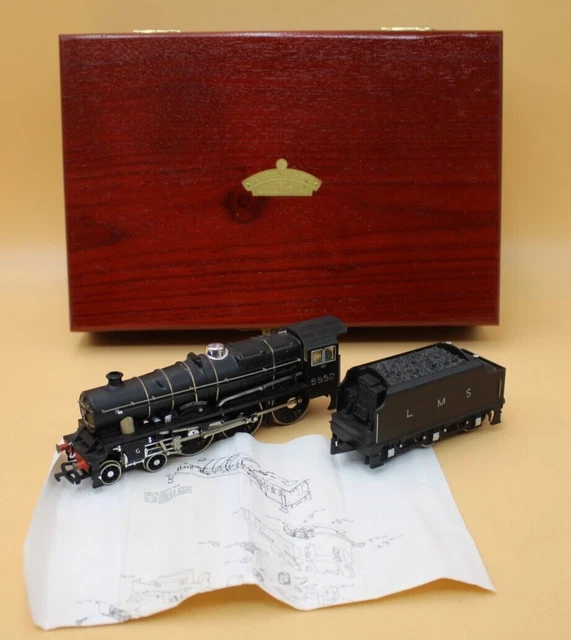 BACHMANN OO GAUGE 31150 LMS Jubilee Class 460 Silver Jubilee Loco