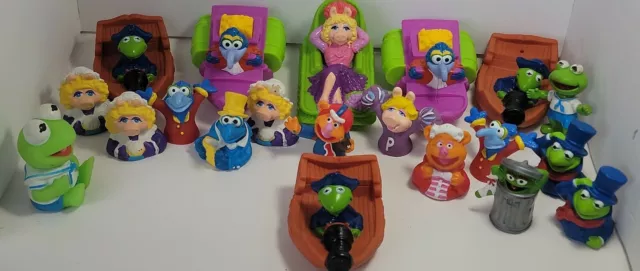 MUPPETS Figures Kermit Gonzo Oscar Miss Piggy Fozzie  Collectible Set of 20