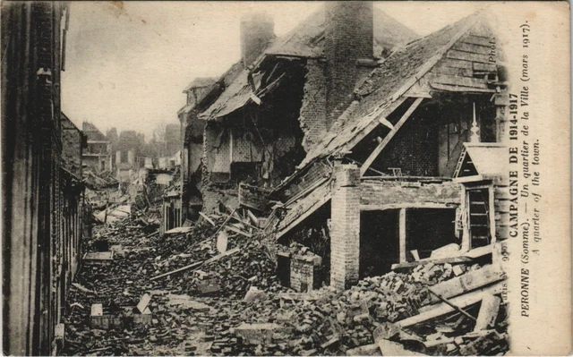 CPA Military War PERONNE A Quarter of the City (808393)