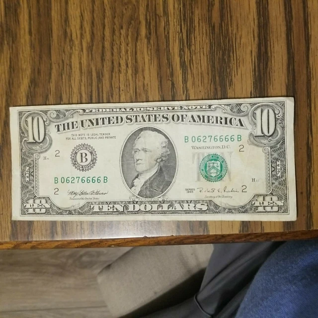 1995 (B) $10 Ten Dollar Bill Federal Reserve Note New York Vintage Off Center