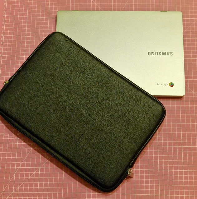 NEU Samsung Galaxy Chromebook 4 Platinum Titangrau Laptop MIT KOSTENLOSER TRAGETASCHE