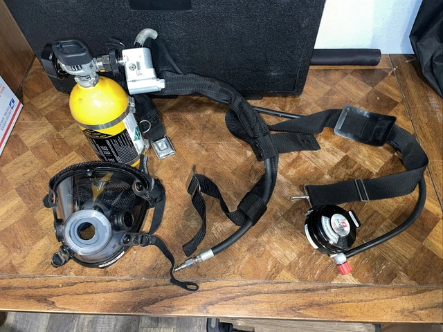 Scott SKA-PAK Plus Supplied Air Respirator Facepiece Harness in Case
