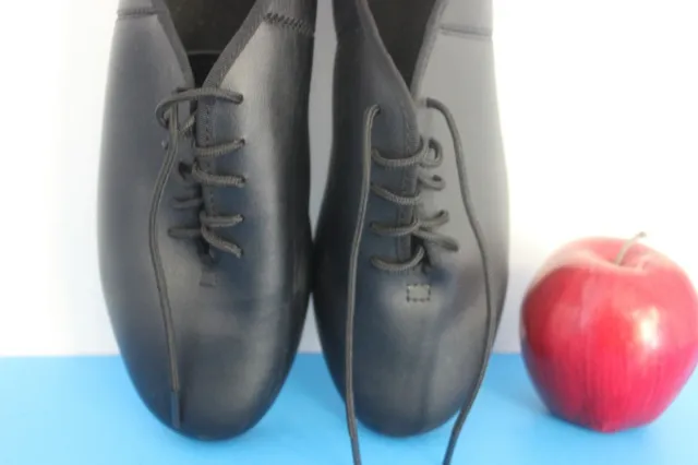 THEATRICALS WOMENS BLACK Dance Shoes Size 7.5 (Wide) (7351269) $29.99 -  PicClick