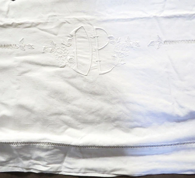 DRAP ANCIEN EN FIL de LIN MONOGRAMME, BRODERIE AVEC PAPILLONS 3,03 SUR 2,20 EUR 70,00 - FR
