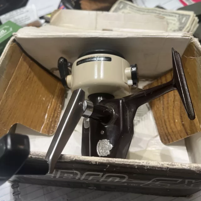 VINTAGE ZEBCO CARDINAL 557 Spinning Fishing Reel Open Face LOOK! $33.13 -  PicClick
