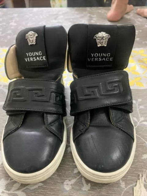 Young versace hotsell sale uk