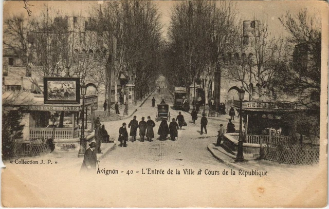 Avignon - CPA - AVIGNON - ENTREE DE LA VILLE - COURS DE LA REPUBLIQUE