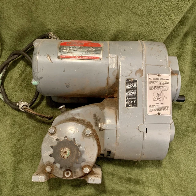 Dayton adjustable speed drive model 6K119 forward reverse 1/2HP Single Phase ￼