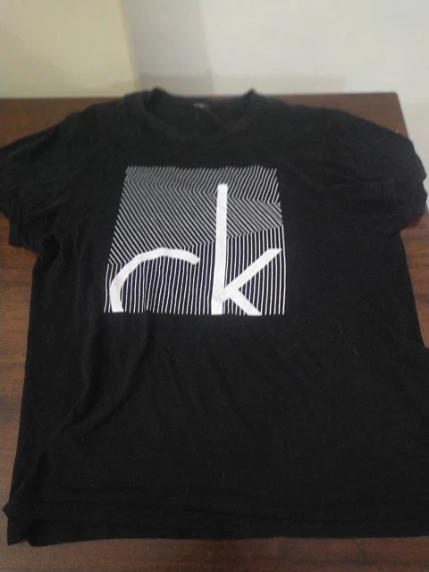 t-shirt nera Calvin Klein cotone estate
