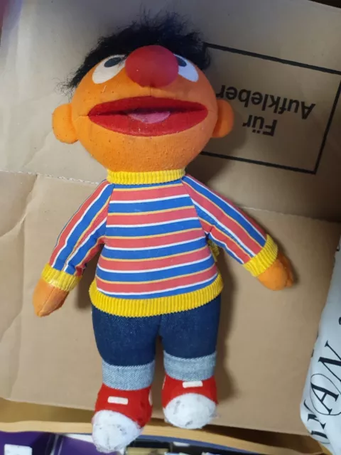 Sesamstrasse Plüsch Figur Ernie 35 cm Stofftier Kuscheltier Puppe