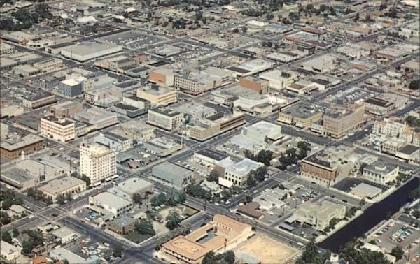 Bakersfield,CA Aerial View Kern County California Colourpicture Publishers Inc.