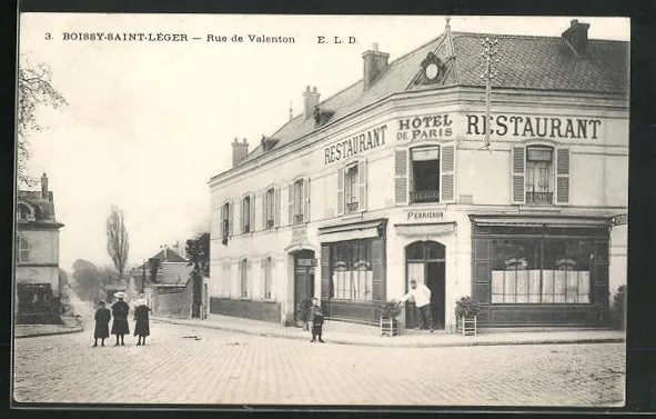 CPA Boissy-Saint-Léger, Rue de Valenton, vue de la rue