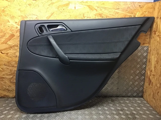 Panneau De Porte Arrière Droit Pour VW Passat B6 (3C2) - Occasion Fonctionnel - Revêtement Cuir/carton - Réf. 3C9867212BJ
