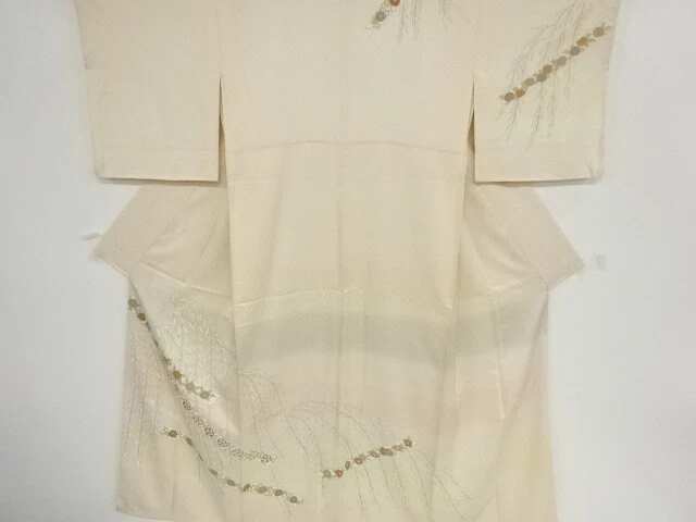 41590# Japanese Kimono / Antique Kimono / Embroidery / Flower Arabesque
