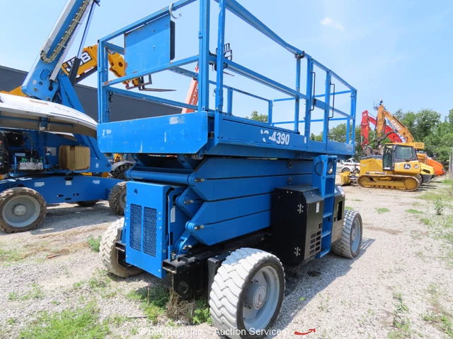 2015 Genie GS-4390RT 43' 4WD Rough Terrain Scissor Lift Aerial DF -Parts/Repair