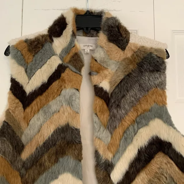 Umgee Size S Vest Faux Fur Vest Brown Beige Teal Chevron Stripe Boucle Back.   E 2