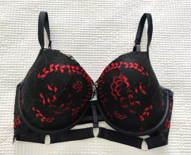 red V STRING SIZE AU8. bras n things. brand new with tags. “VAMP