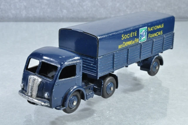 DINKY TOYS 1:43 Engin Blinde De Reconnaissance Panhard N° 80A EUR 25,00