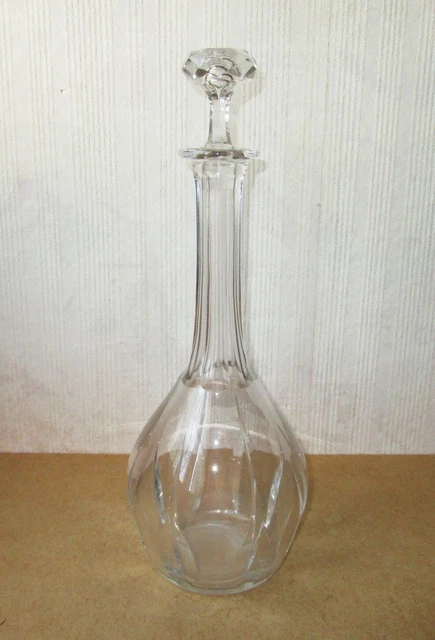 ANCIENNE BELLE CARAFE en cristal de St Saint Louis modèle Cerdagne. EUR